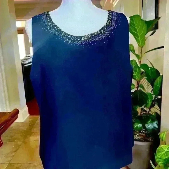 Verucci beaded jacket with matching sleeveless shirt. Size 14. M. Excellent cond - Picture 6 of 16